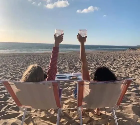 Tininha Da Ilha - Escape ペニシェ